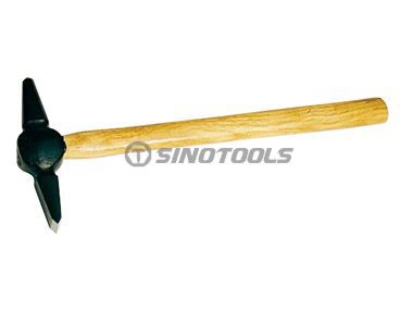 Japanese-Type Welding Hammer With Wooden Handle